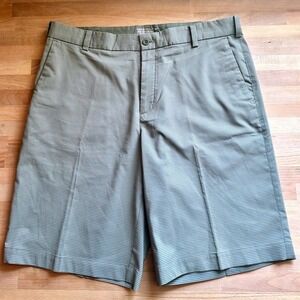 Nike Golf Tour Performance‎ Drifit Grey Striped Flat Front Shorts Mens Size 34